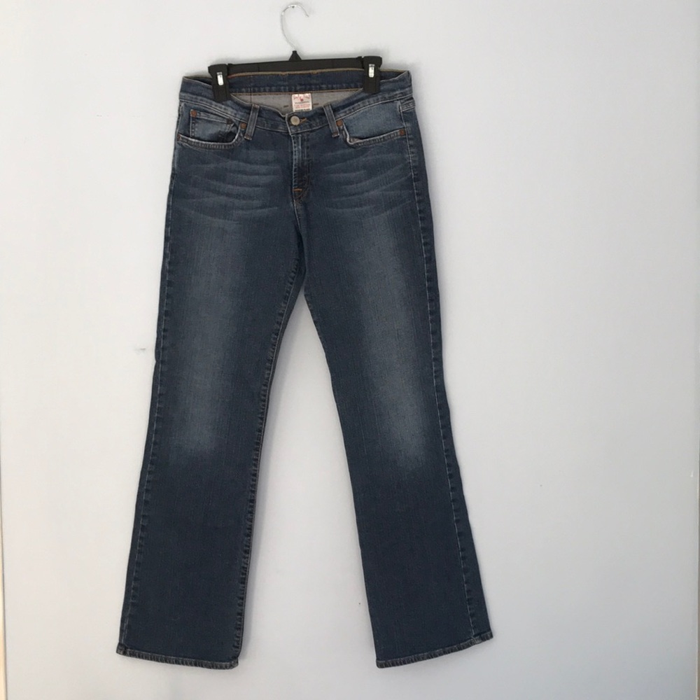LUCKY BRAND midrise flare size 30